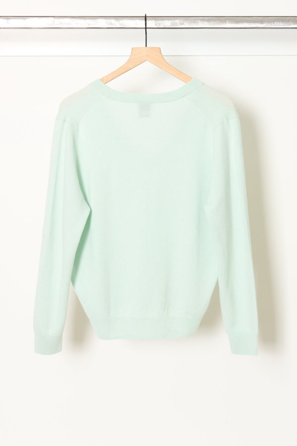 Allude Flower Milk Sweater