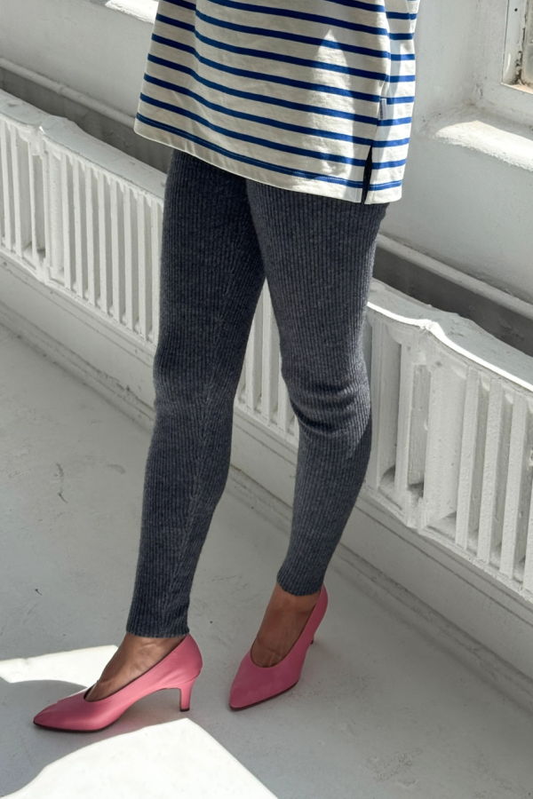 Le Bon Shoppe Cashmere Ribbed Leggings Leggings - Charcoal