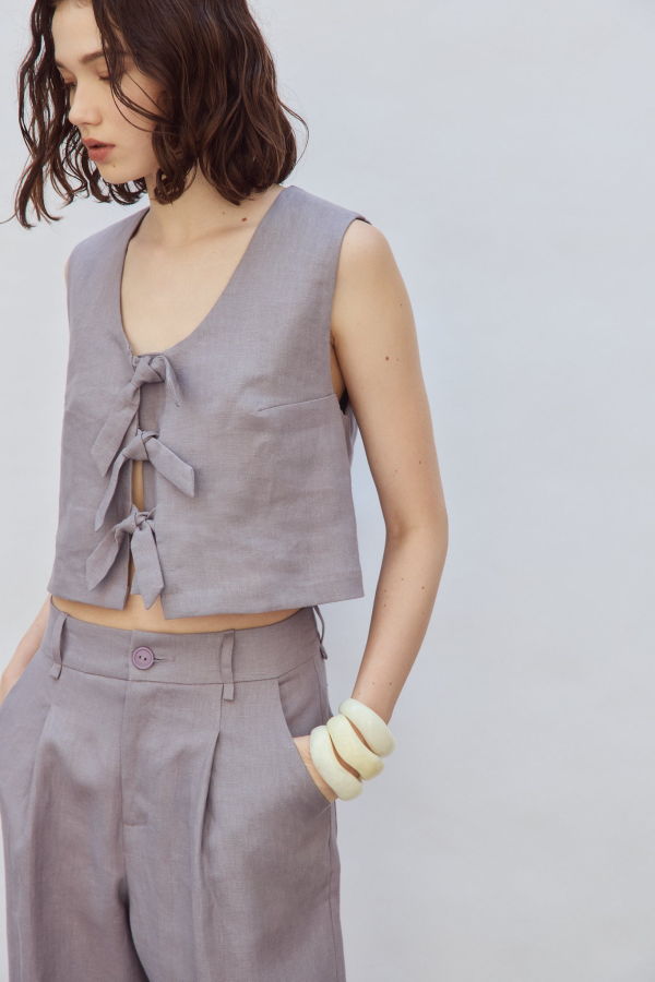 Eve Gravel Saxon Top