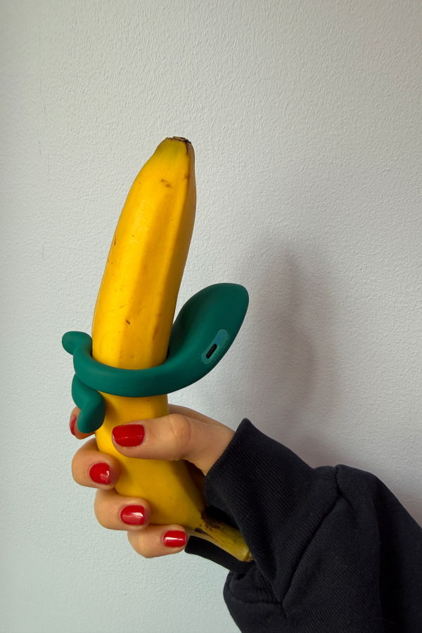 Dame Hug Vibrating Ring - Fir