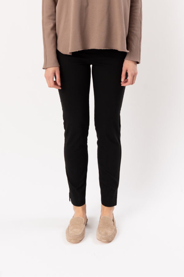 ELLIOTT LAUREN Pull On Straight Leg Pant - Black
