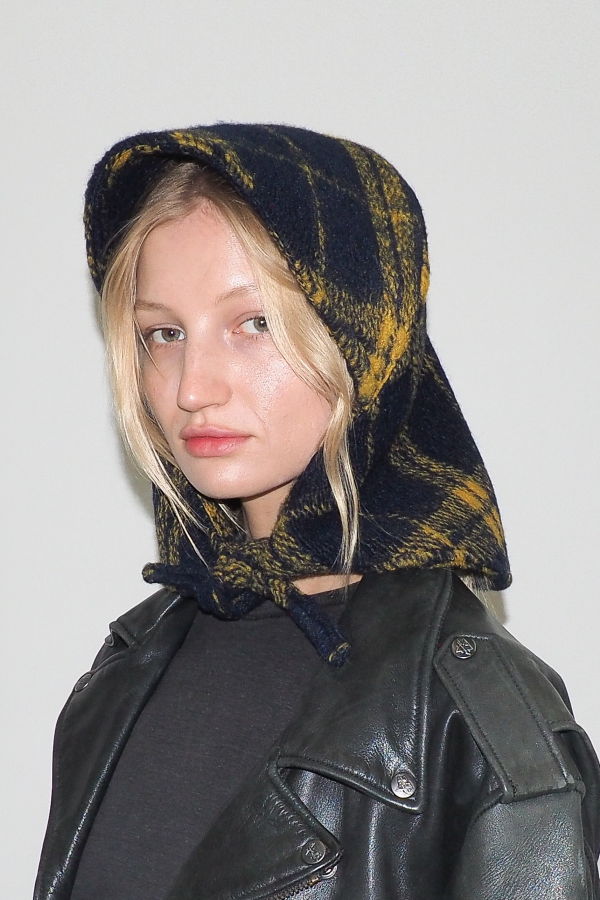 Clyde Bonnet - Navy/Yellow Plaid Fleece