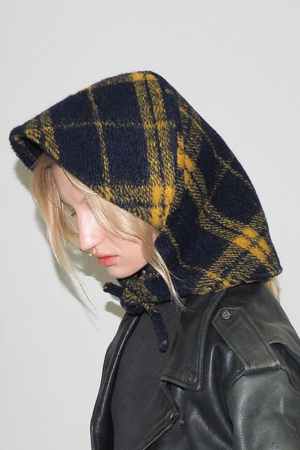 Clyde Bonnet - Navy/Yellow Plaid Fleece