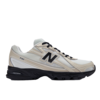 New Balance U7404OO Shoe - Thumbnail 1