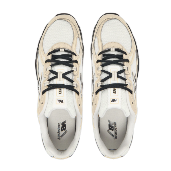 New Balance U7404OO Shoe