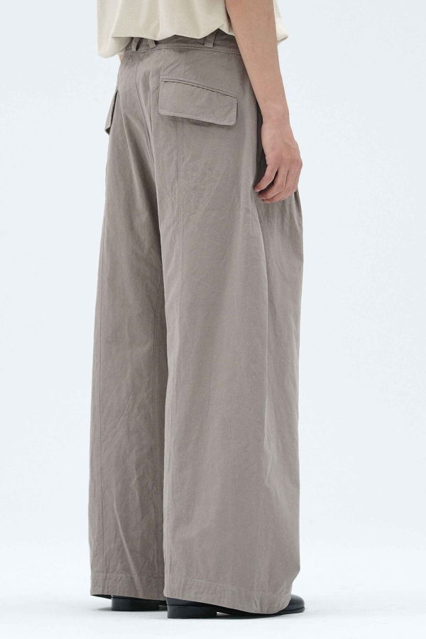 Attempt Volume Cut Pants