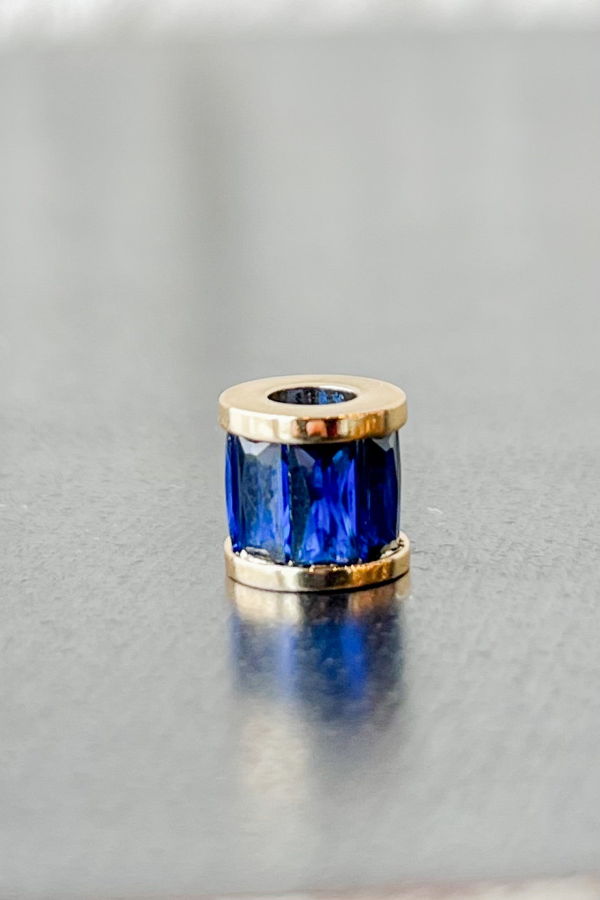 Thatch Delphin Blue Bead Charm