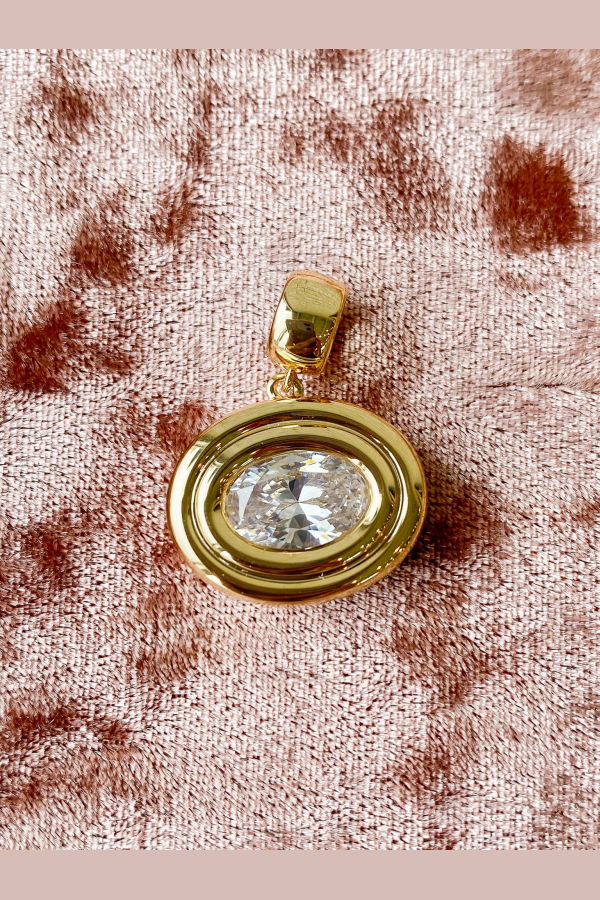 Thatch Starlet Oval Charm