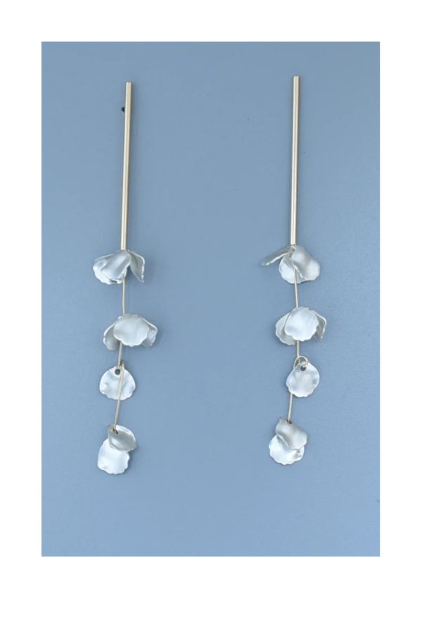 Monshiro Peony Line Earrings