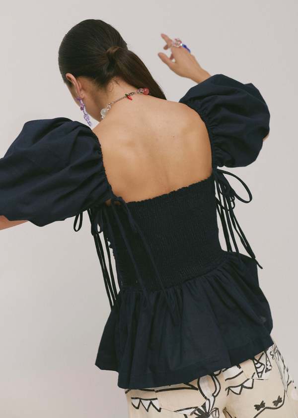 SIXXTA Jacinta Top with Removable Sleeves Top - Navy