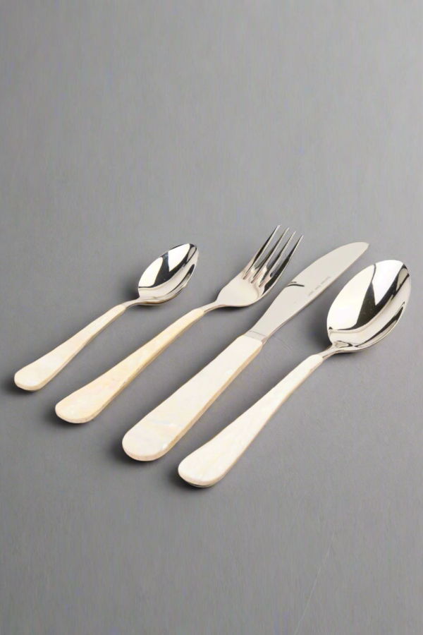 Kubo Mother Of Pearl Flatware Set of 4 Flatware Set