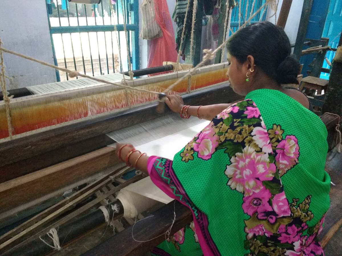 Sustainable Threads Yin Yang Handwoven Napkins Set of 4 - Image 17 of 20