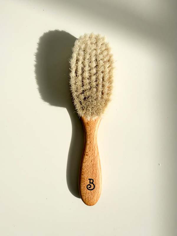L'Artisan Brossier French Baby Brush - 100% Natural Ultra Soft Goat Hair L'Artisan Brossier French Baby Brush - 100% Natural Ultra Soft Goat Hair