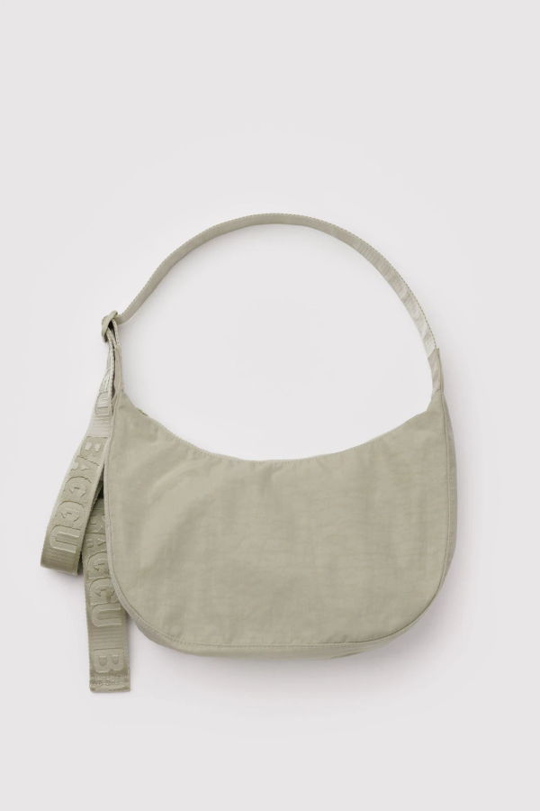 BAGGU Medium Nylon Crescent Bag