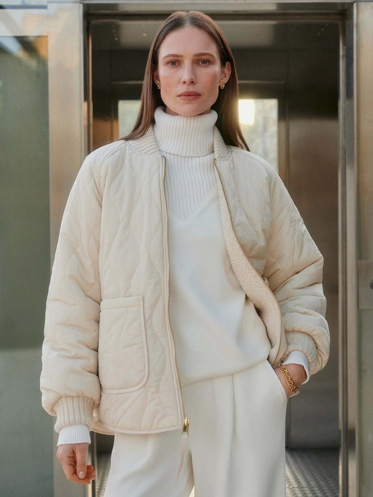 Varley Serina Reversible Quilt Jacket - Image 2 of 8