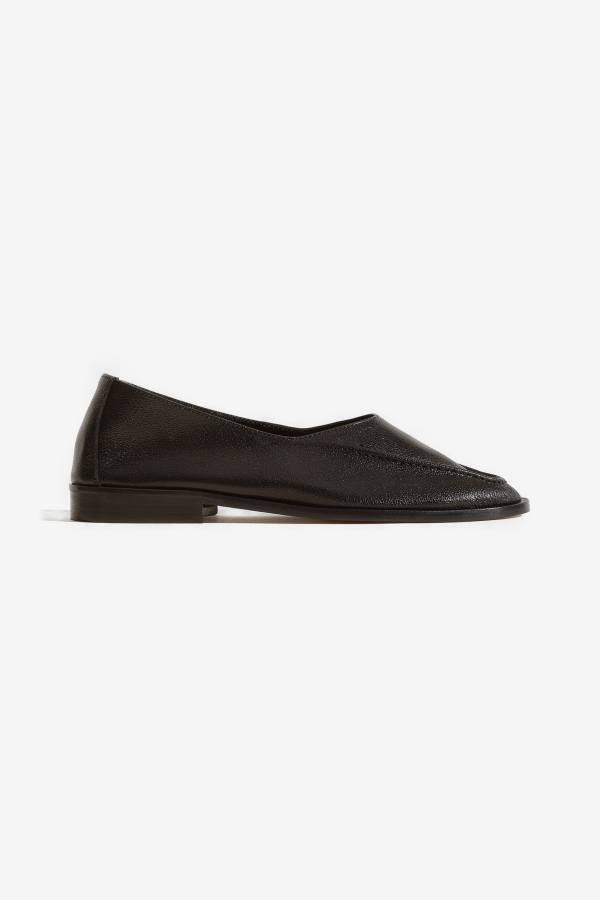 Hereu Juliol Winter Supple Shiny Loafers - Black