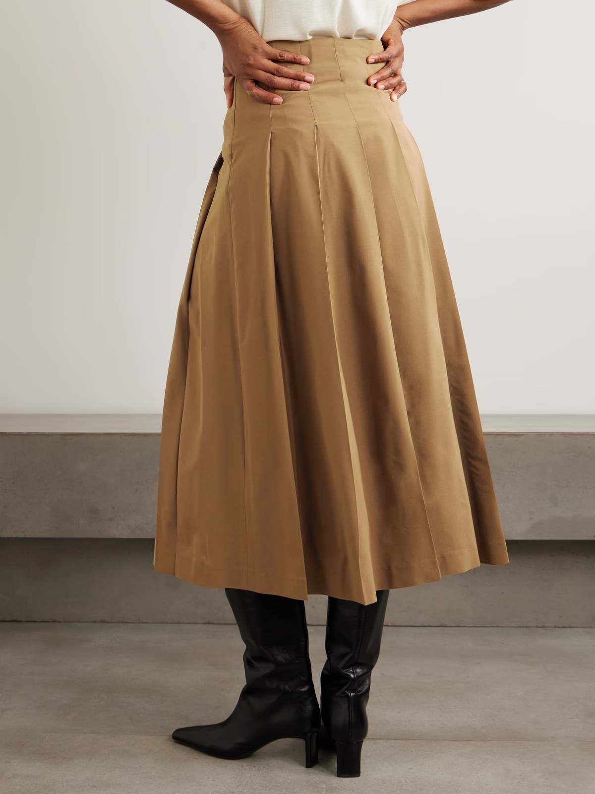 Róhe Pleated Wool Skirt - Image 3 of 4