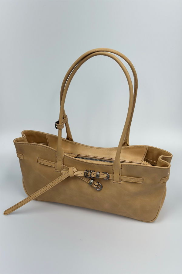 MARGESHERWOOD Grandma Used Shoulder Bag