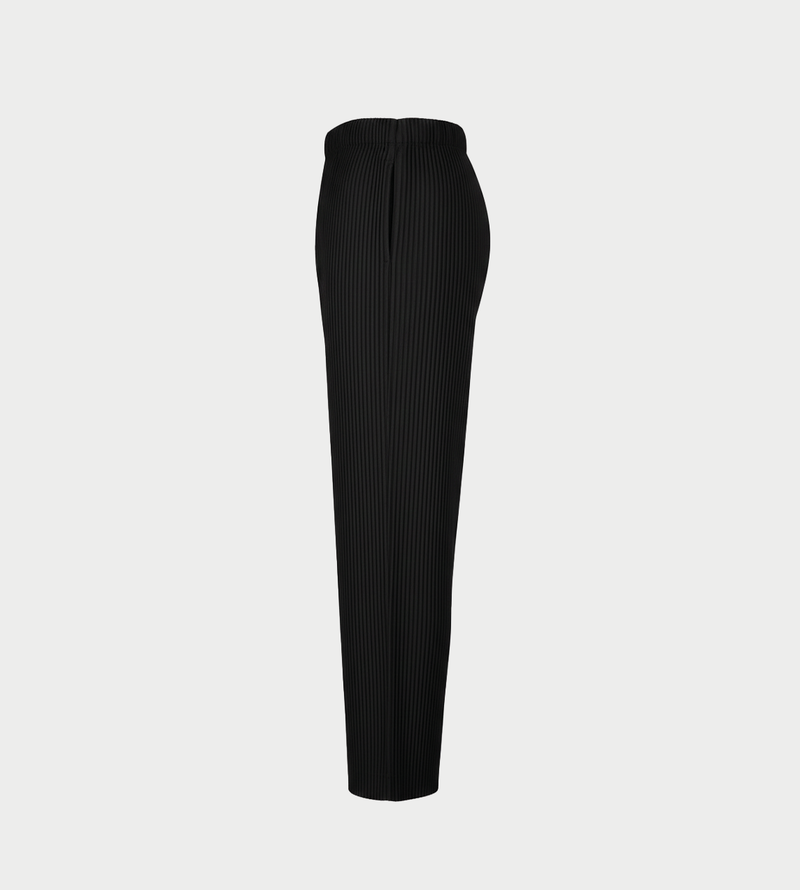 Issey Miyake Straight-Leg Pleated Trousers - Black