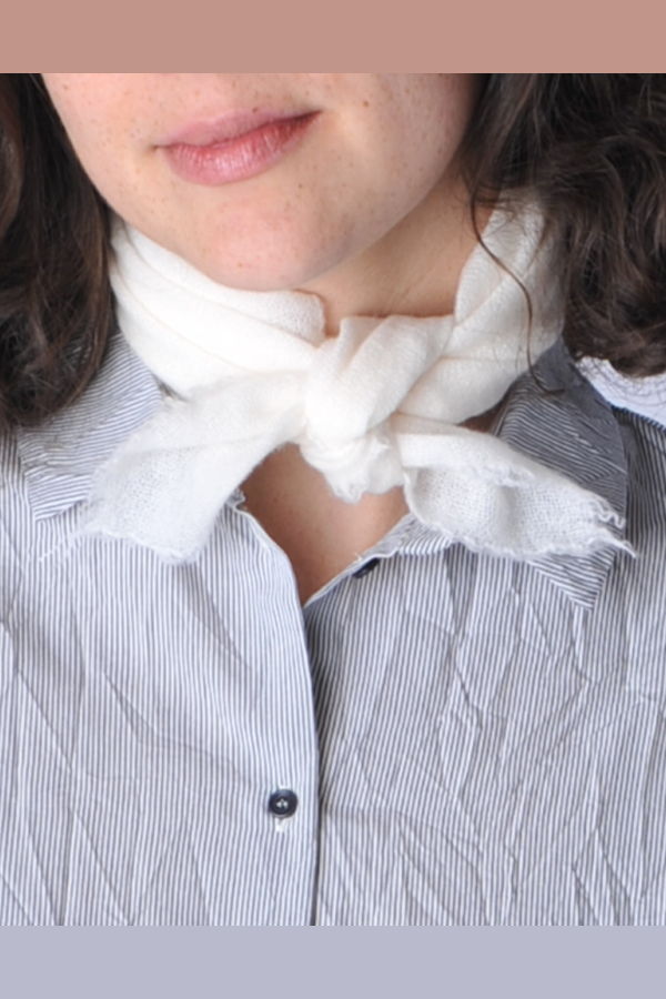 A Punto B Meringue Cashmere Neck Scarf