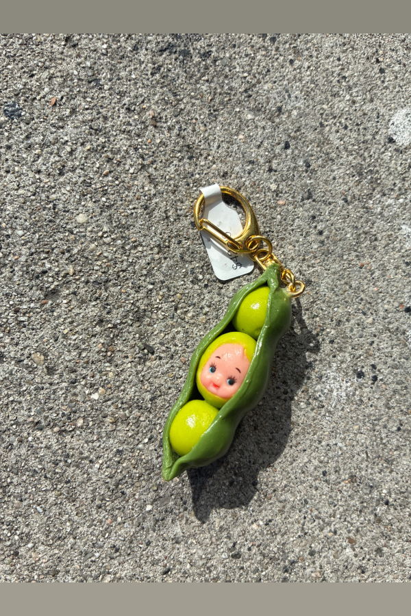 Otonamiya Snap Pea Kewpie Keychain