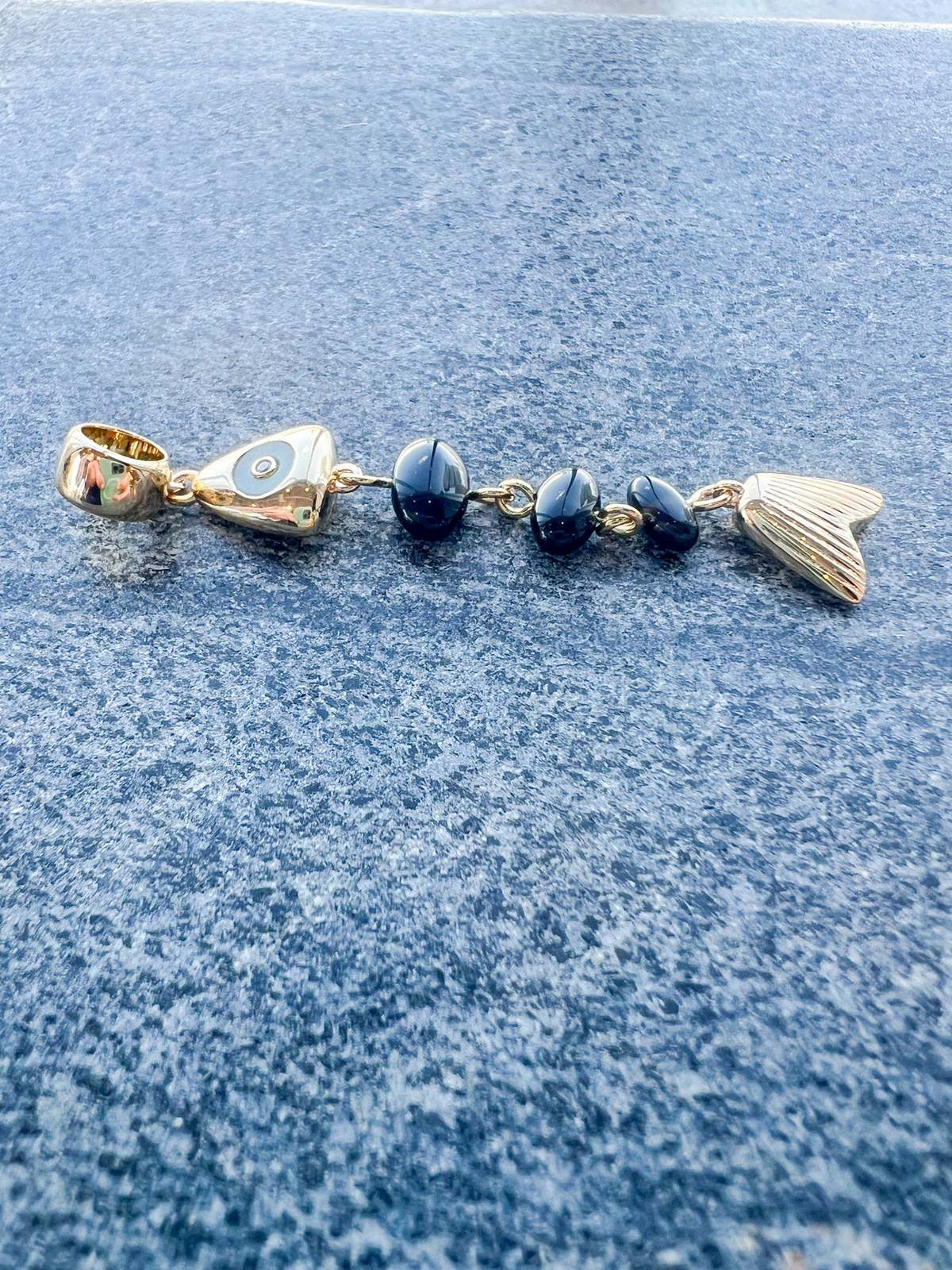 Thatch La Pez Onyx Charm - Image 1 of 4