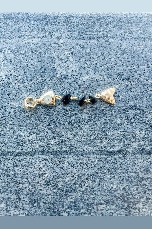 Thatch La Pez Onyx Charm