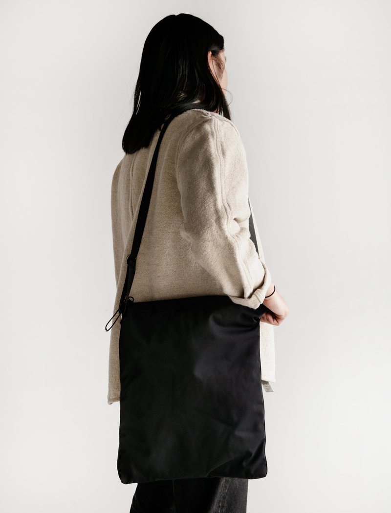 Capo Tote Black | Garmentory