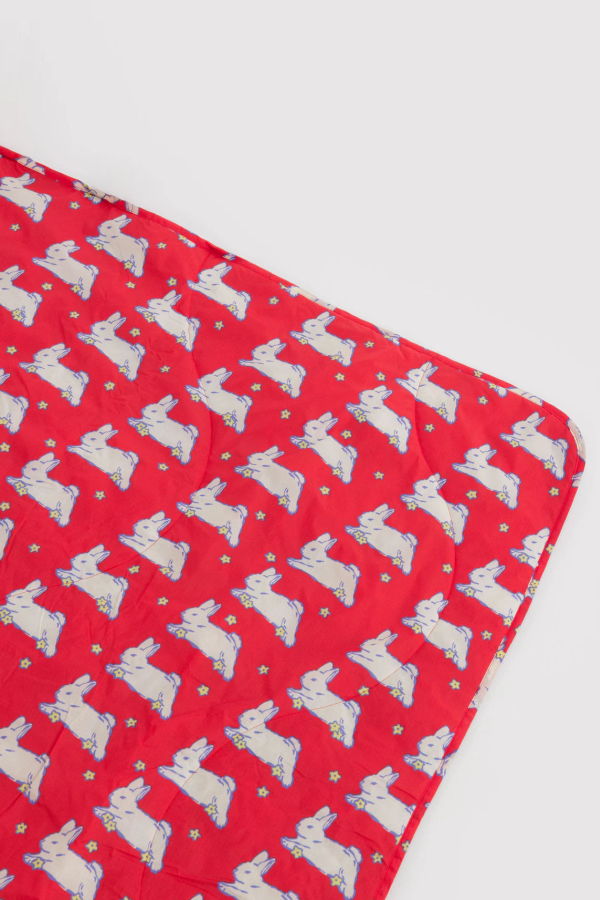 BAGGU Bunnies Puffy Picnic Blanket