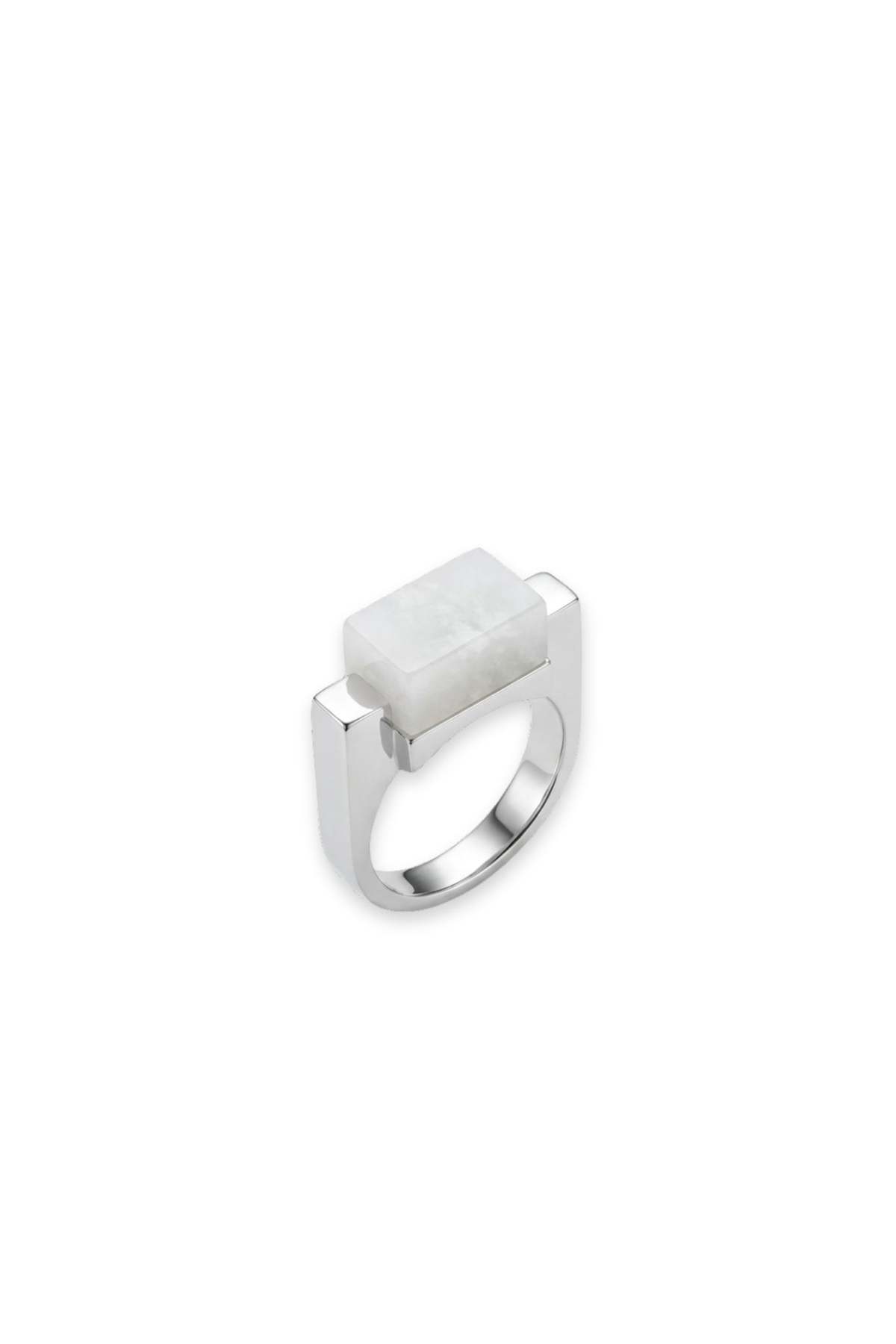 seree Year of the Horse White Hanbai Jade Saddle Ring - Image 3 of 5