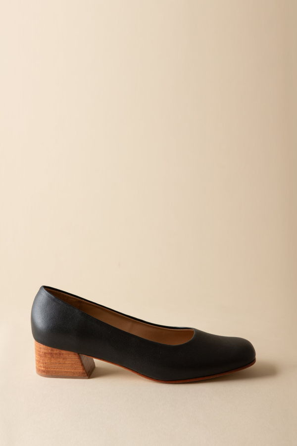 Huma Blanco Luisa Low Heel Heels