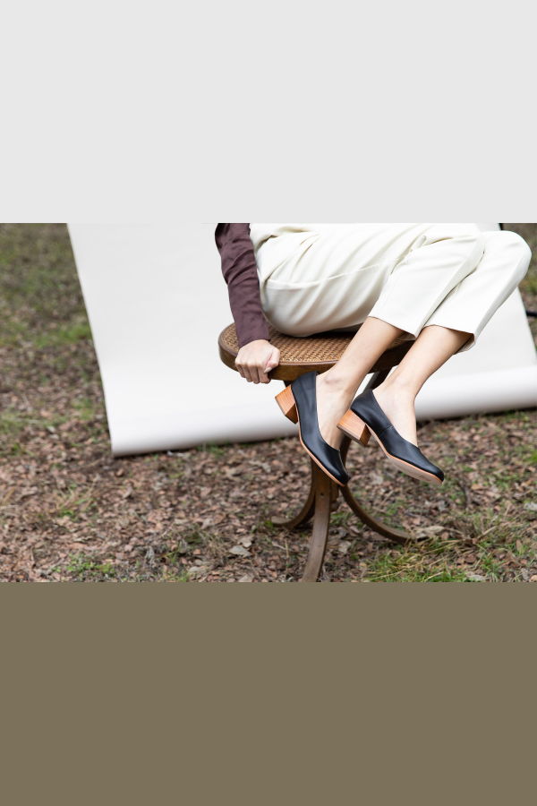 Huma Blanco Luisa Low Heel Heels