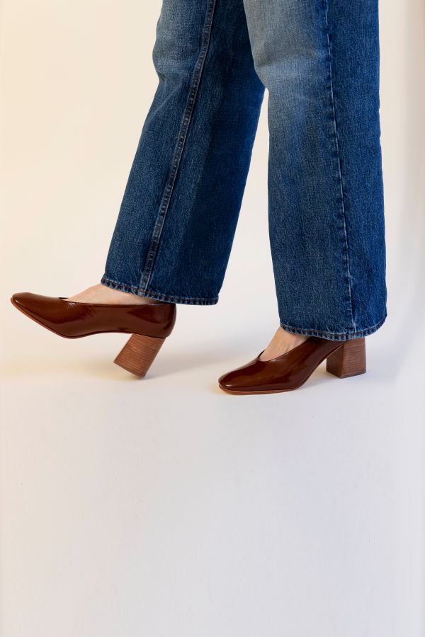 Huma Blanco Salvador Block Heel Crinkle Patent Heels