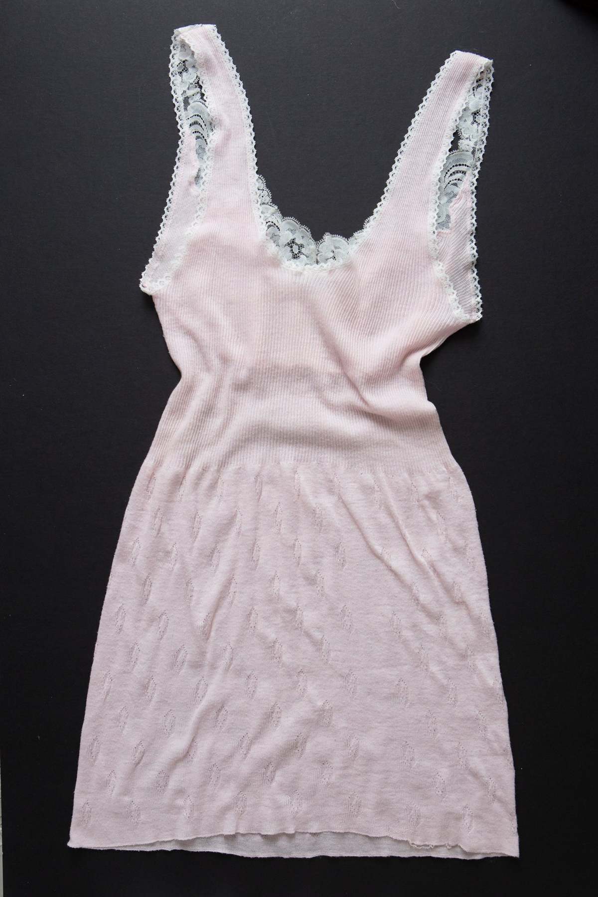 Dead Stock Vintage Pointelle Thermal Slip - Pale Pink - Image 2 of 2