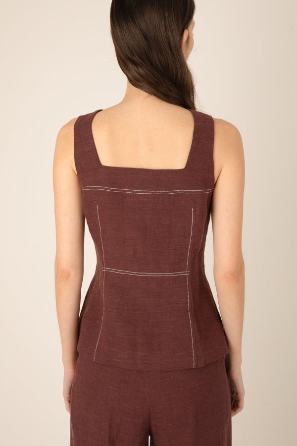 Vivere Carine Linen Button Top - Burgundy