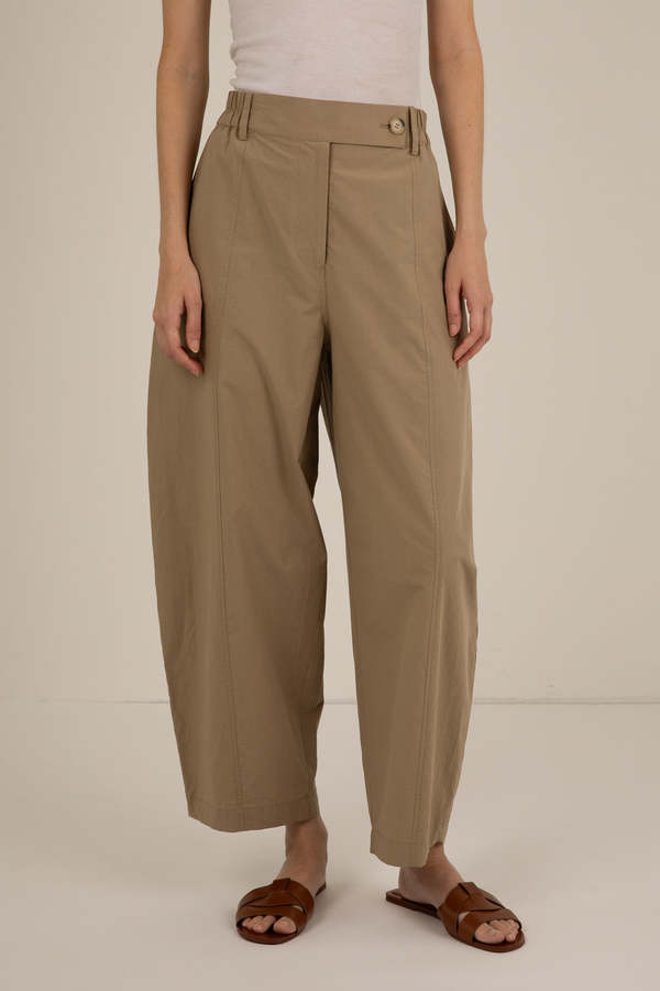 Capsule Wardrobe Vivere Thea Barrel Leg Trousers - Sand