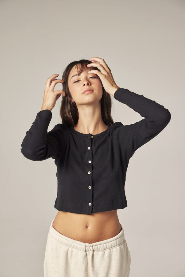 amente Button Down Short Cardigan - Black