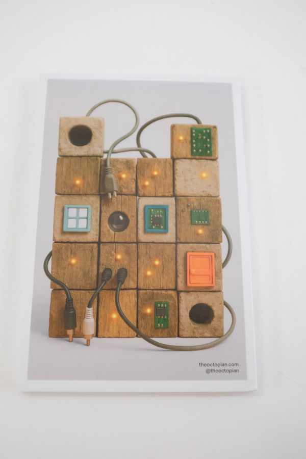 Beklina Octopian, Analog 06 Book