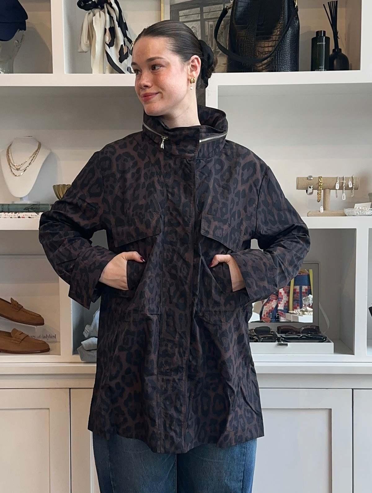 APPARIS Bea Leopard Rain Jacket - Dark Leopard - Image 3 of 4