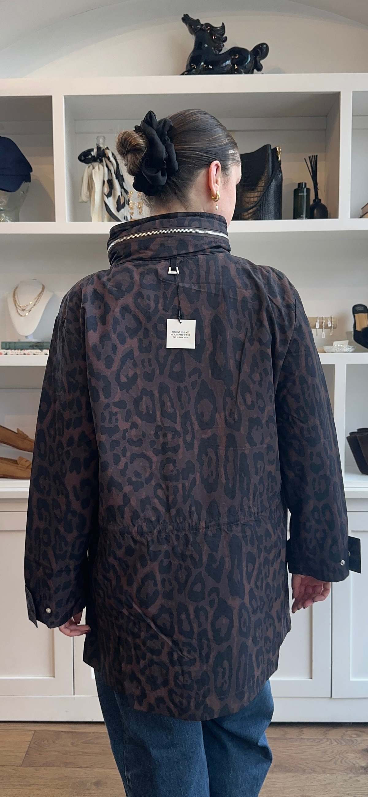 APPARIS Bea Leopard Rain Jacket - Dark Leopard - Image 4 of 4