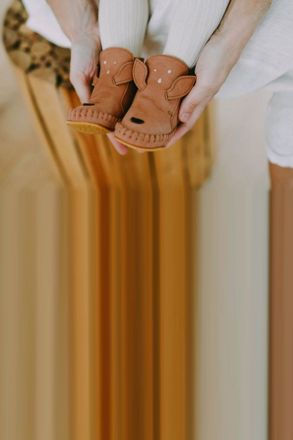 KIDS Donsje Kapi Classic Deer Booties - Walnut Nubuck