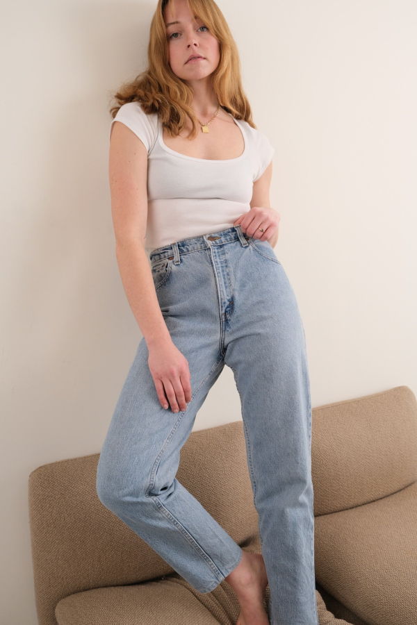 Hermine Vintage 90s Light Wash Levi's Cotton 551 Straight Leg Jeans - Blue