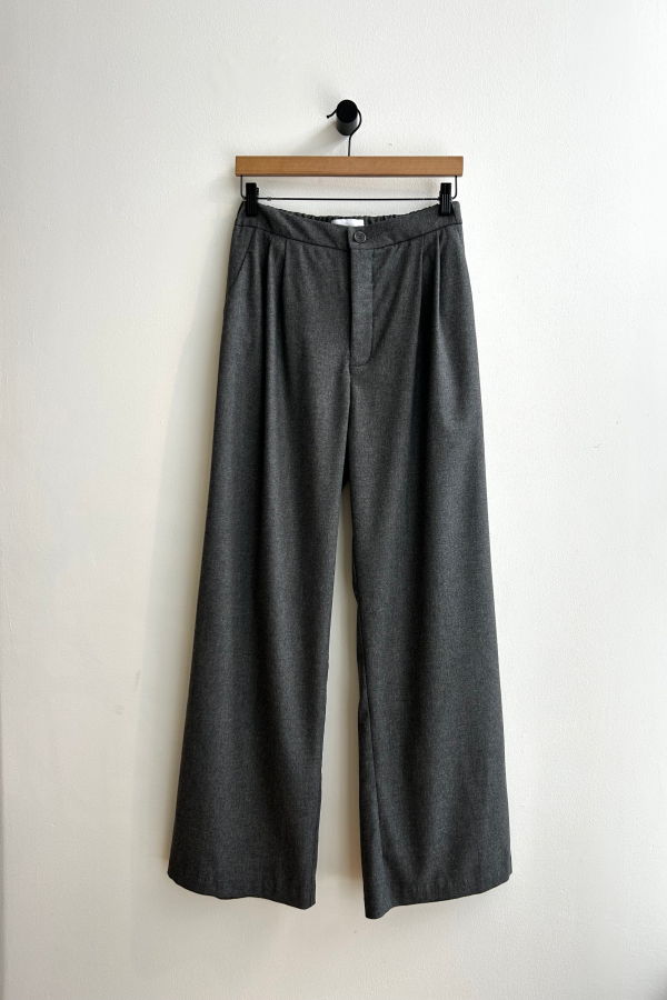 Odeyalo Kaviar Trousers - Gray