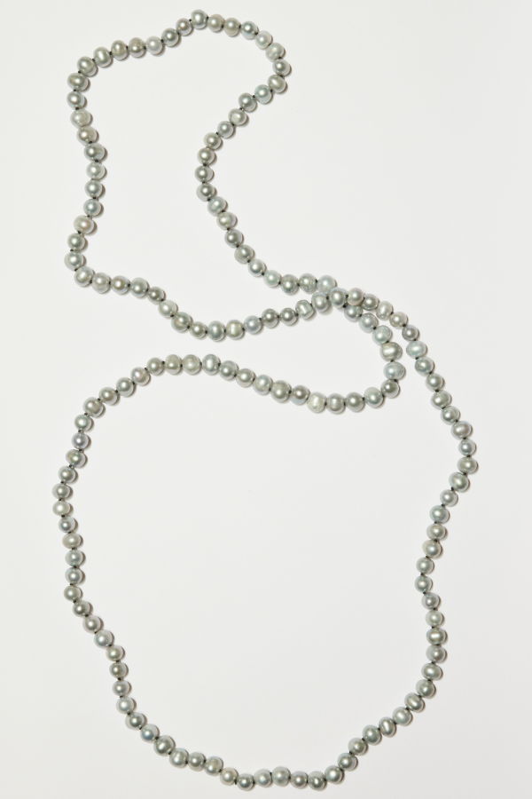 Jasmin Sparrow Pewter Pearl Necklace