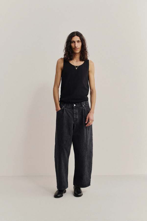 A Kind of Guise Duma Pleated Denim Jeans