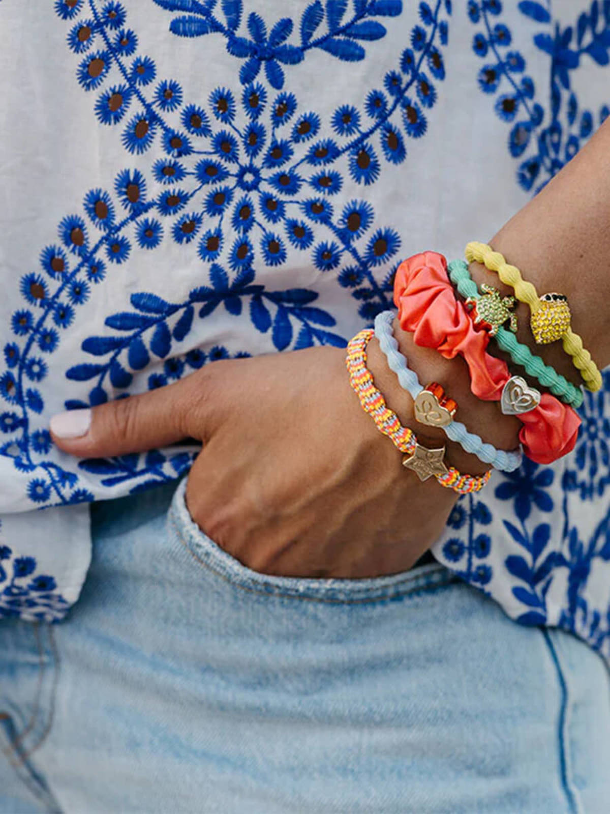 BY ELOISE The Tropical Box Hair Accessories Set - Image 2 of 3