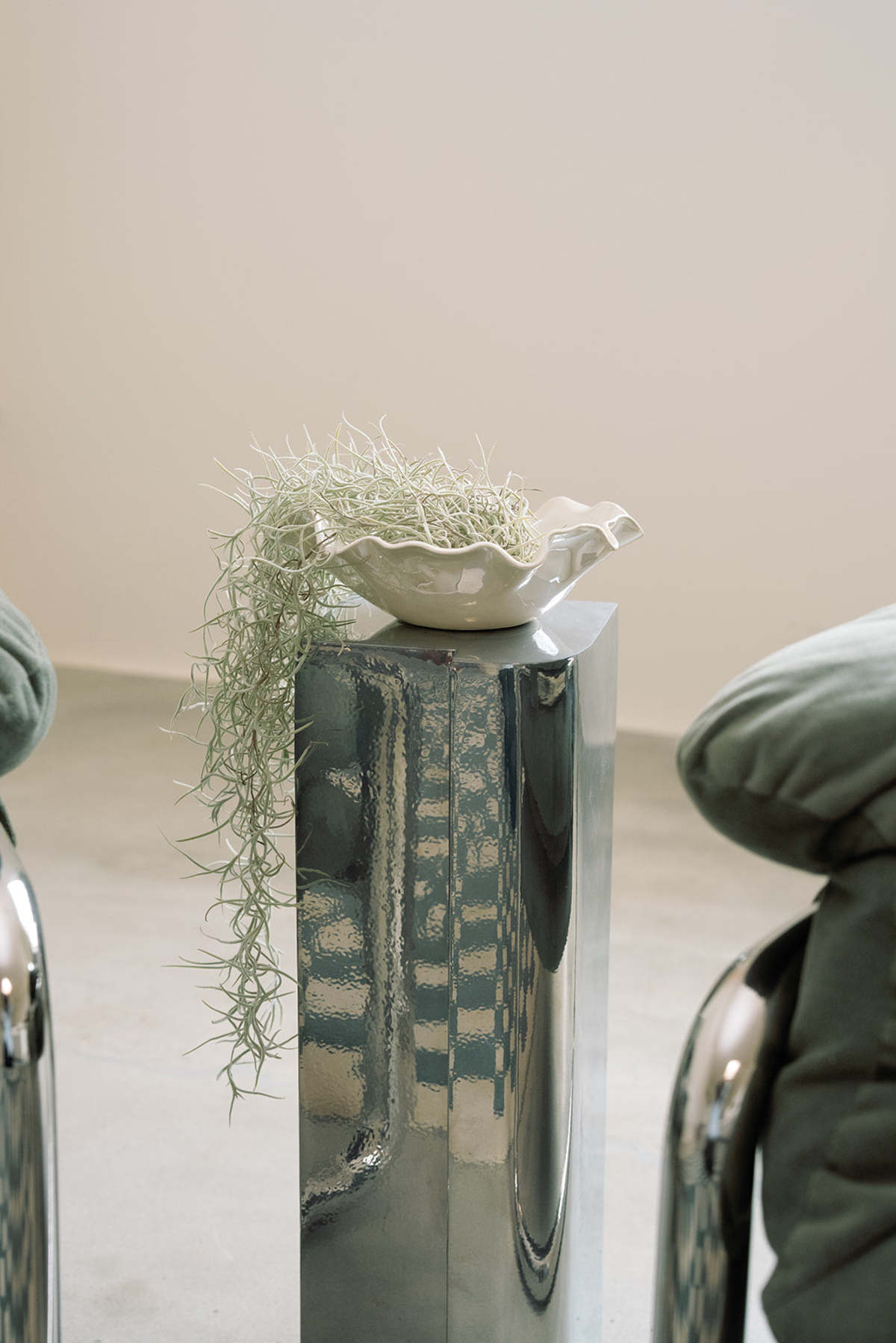 Doux Studio Ceramics Oyster Bowl - Image 3 of 4