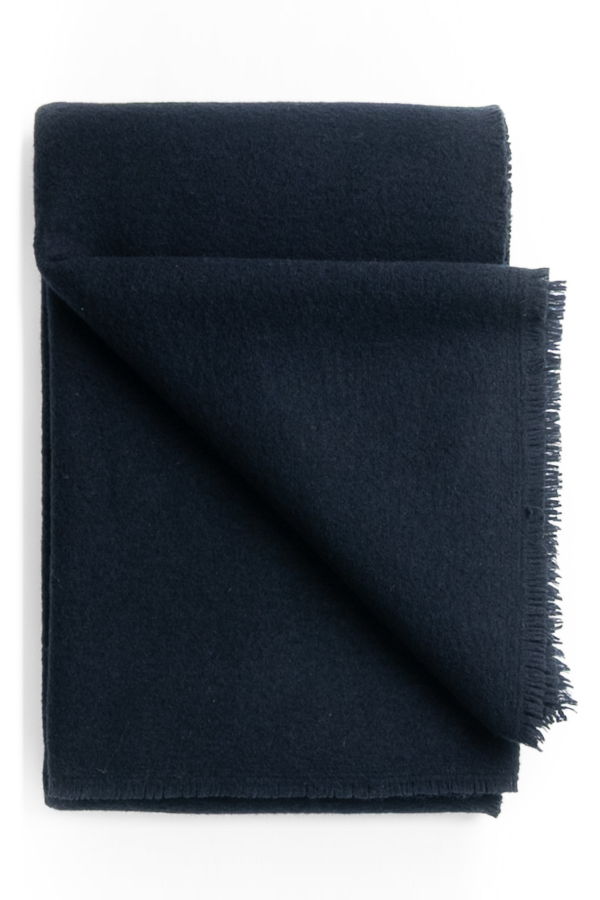 Prince of Scots Boucle Extra Fine Merino Wool Throw - Midnight Blue