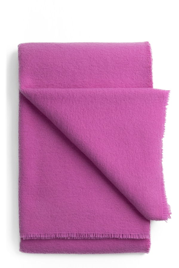 Prince of Scots Boucle Extra Fine Merino Wool Throw