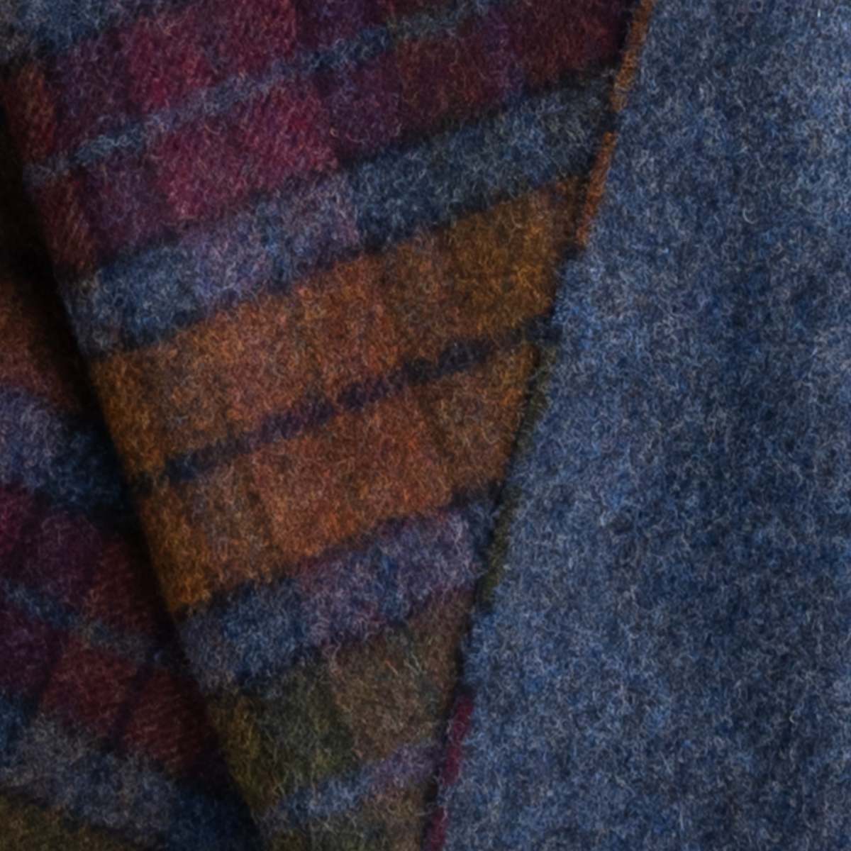 Prince of Scots Highland Tweeds Double Cloth Throw - Grey Buchanan - Image 9 of 11